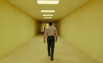 Review Film Backrooms (2026): Ekspansi Matang dari Sineas Pendatang Review Film Backrooms (2026): Ekspansi Matang dari Sineas Pendatang oleh ulasinema